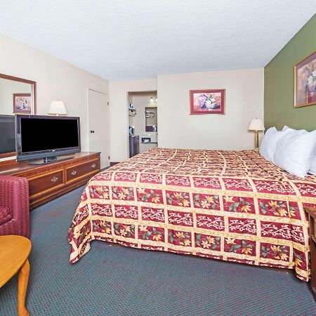 Days Inn By Wyndham New Market I-81 Exterior photo