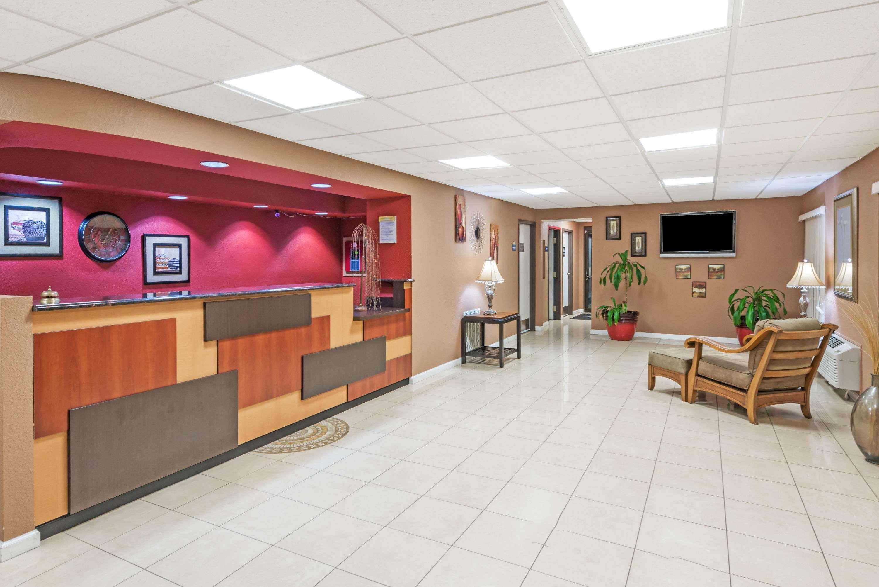 Days Inn By Wyndham New Market I-81 Exterior photo