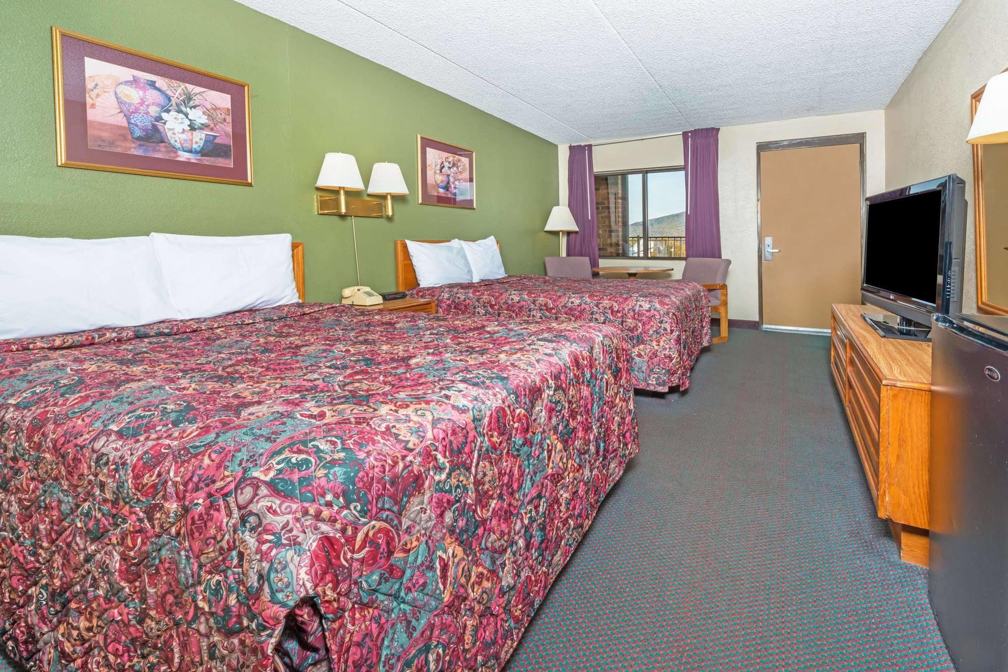 Days Inn By Wyndham New Market I-81 Exterior photo